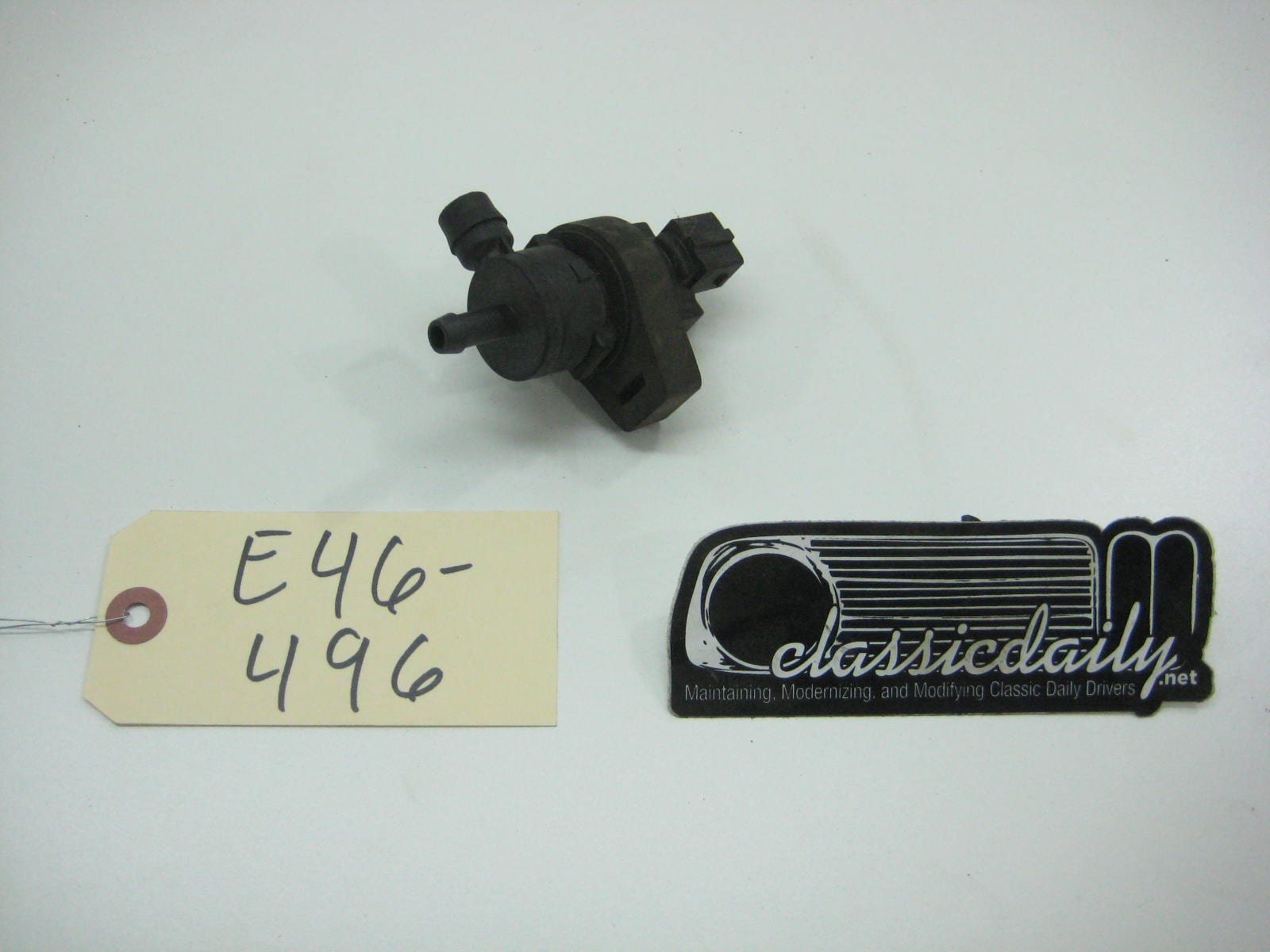 bmw e46 325 330 fuel evap valve 1433602 7