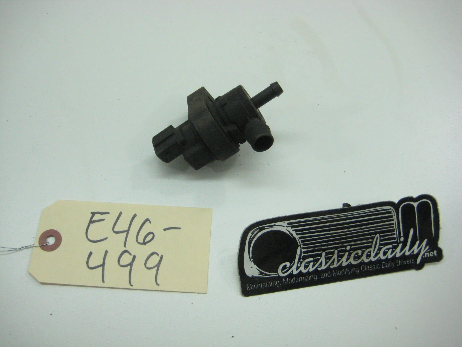 bmw e46 325 330 fuel evap valve 1433602 10