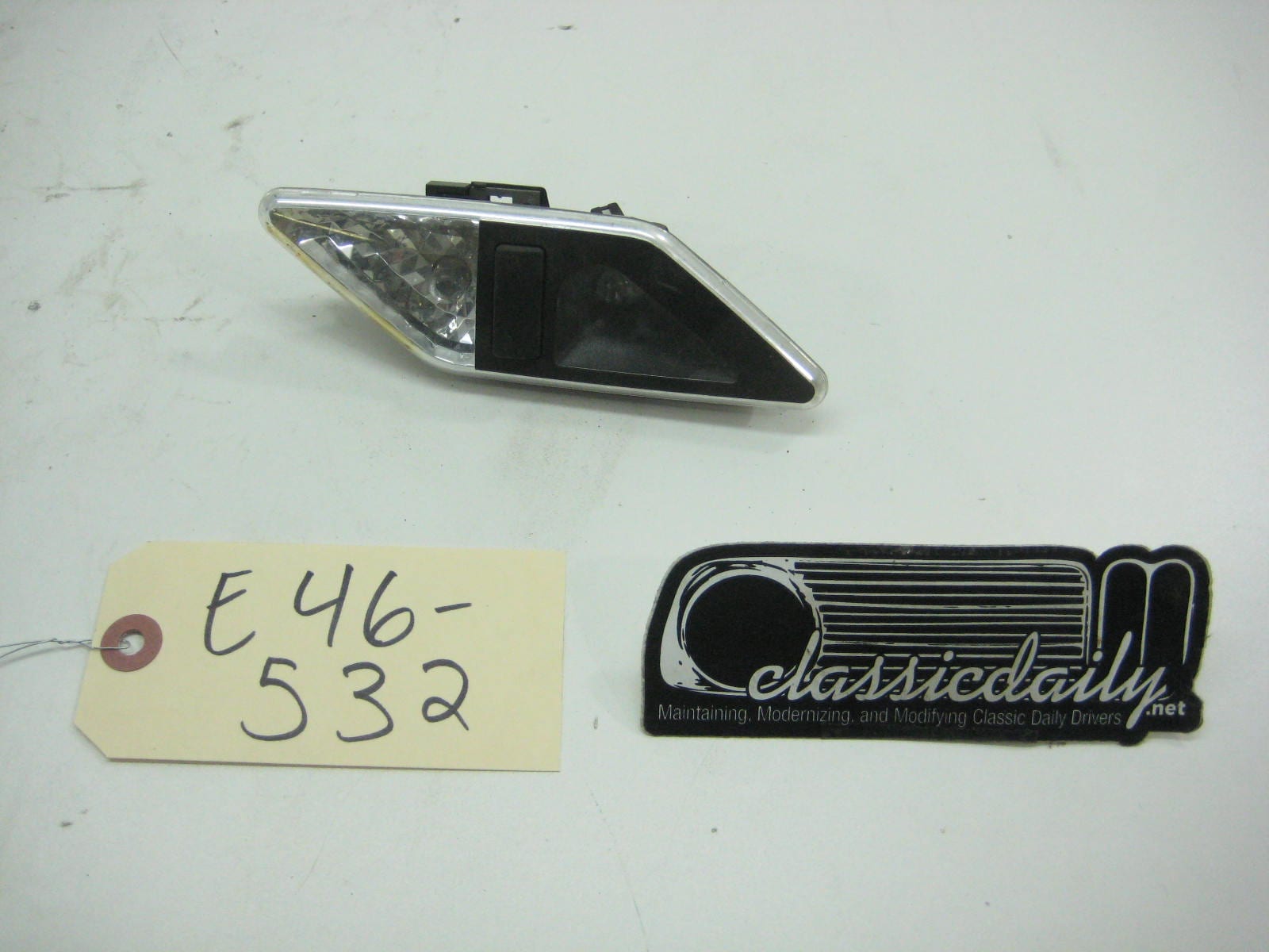 used parts c pillar light 2