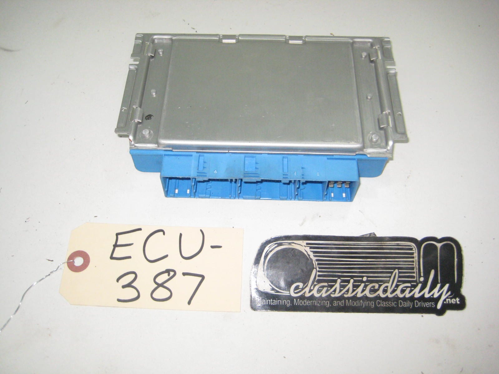 used parts bosch 0 260 002 564 tcm