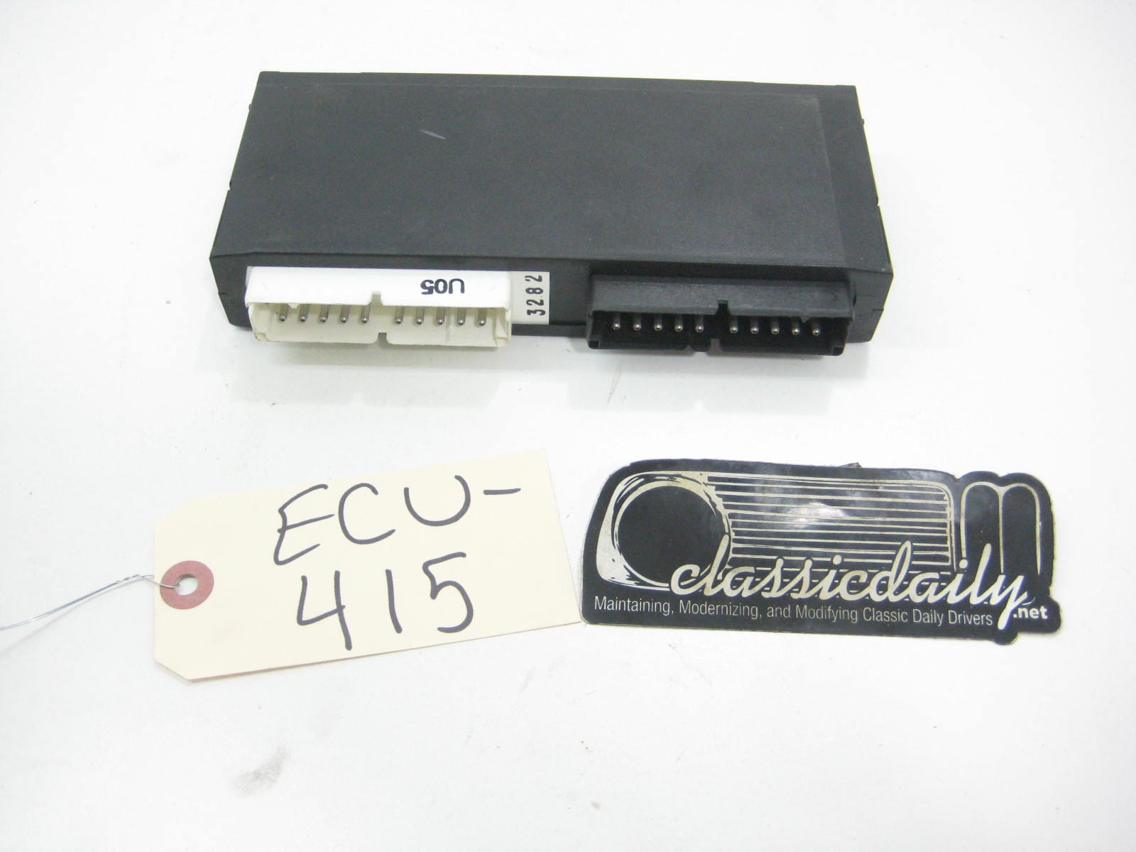 used parts 61 35 1 379 741