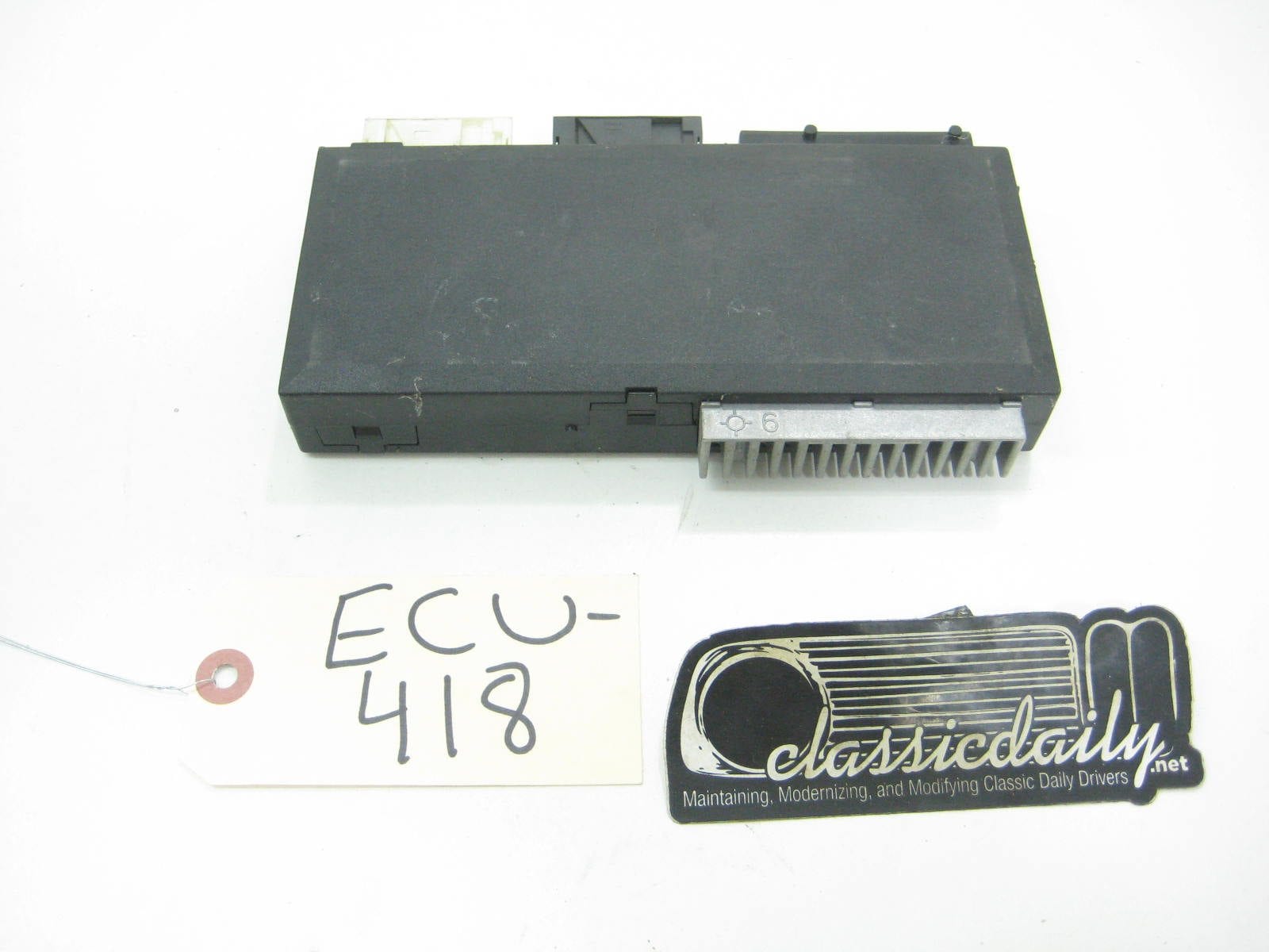 used parts 61 35 8 364 696
