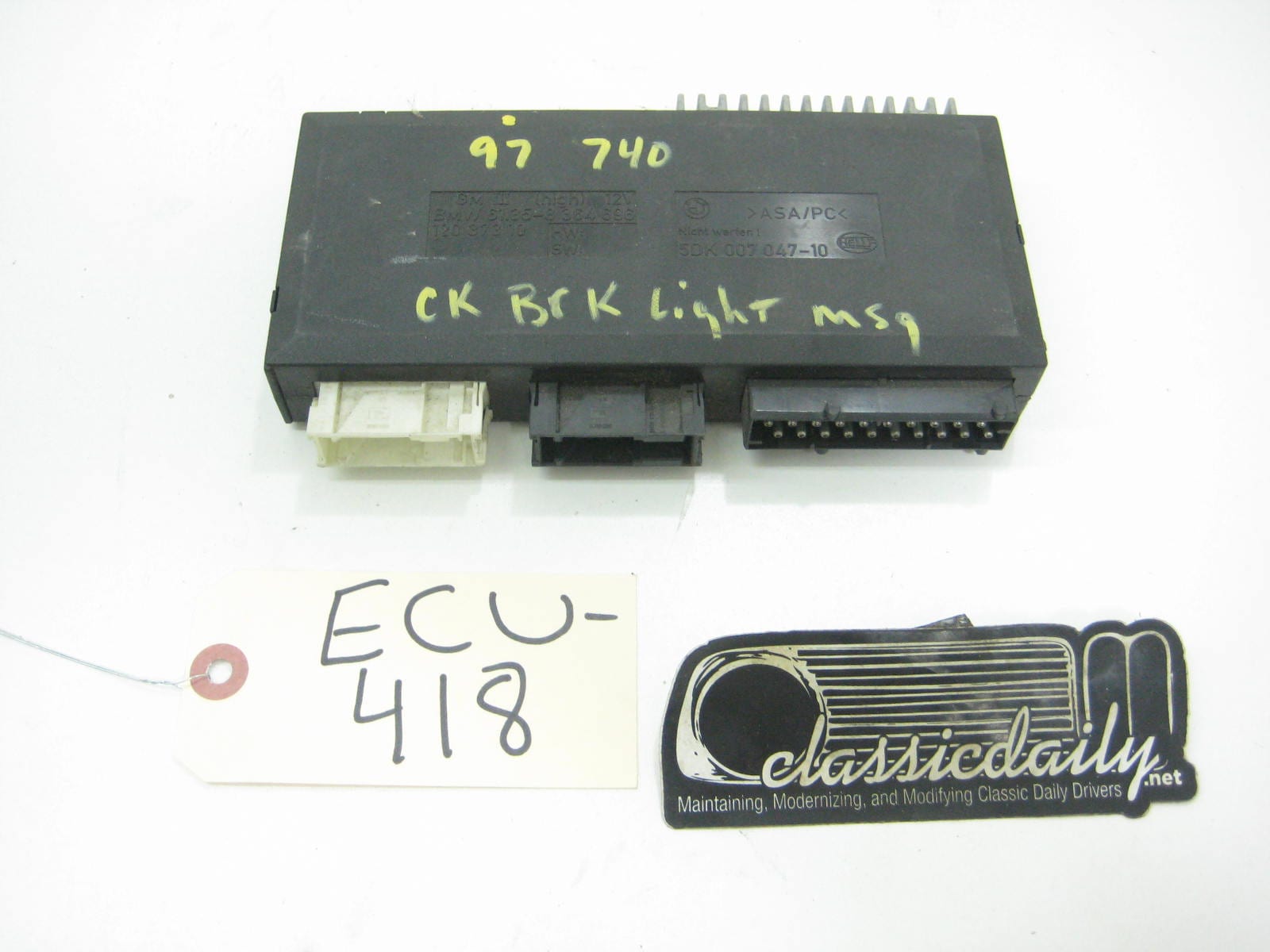 used parts 61 35 8 364 696