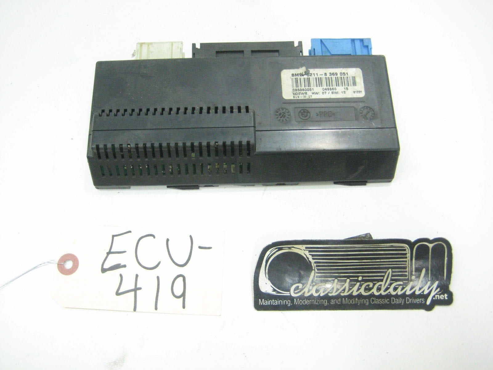 used parts 6211 8 369 051