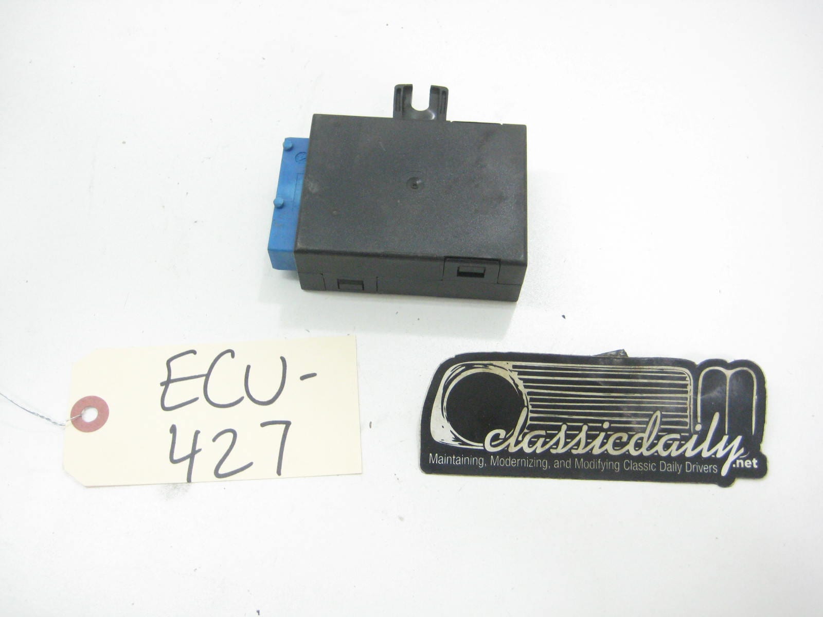 used parts 61 35 8 357 093