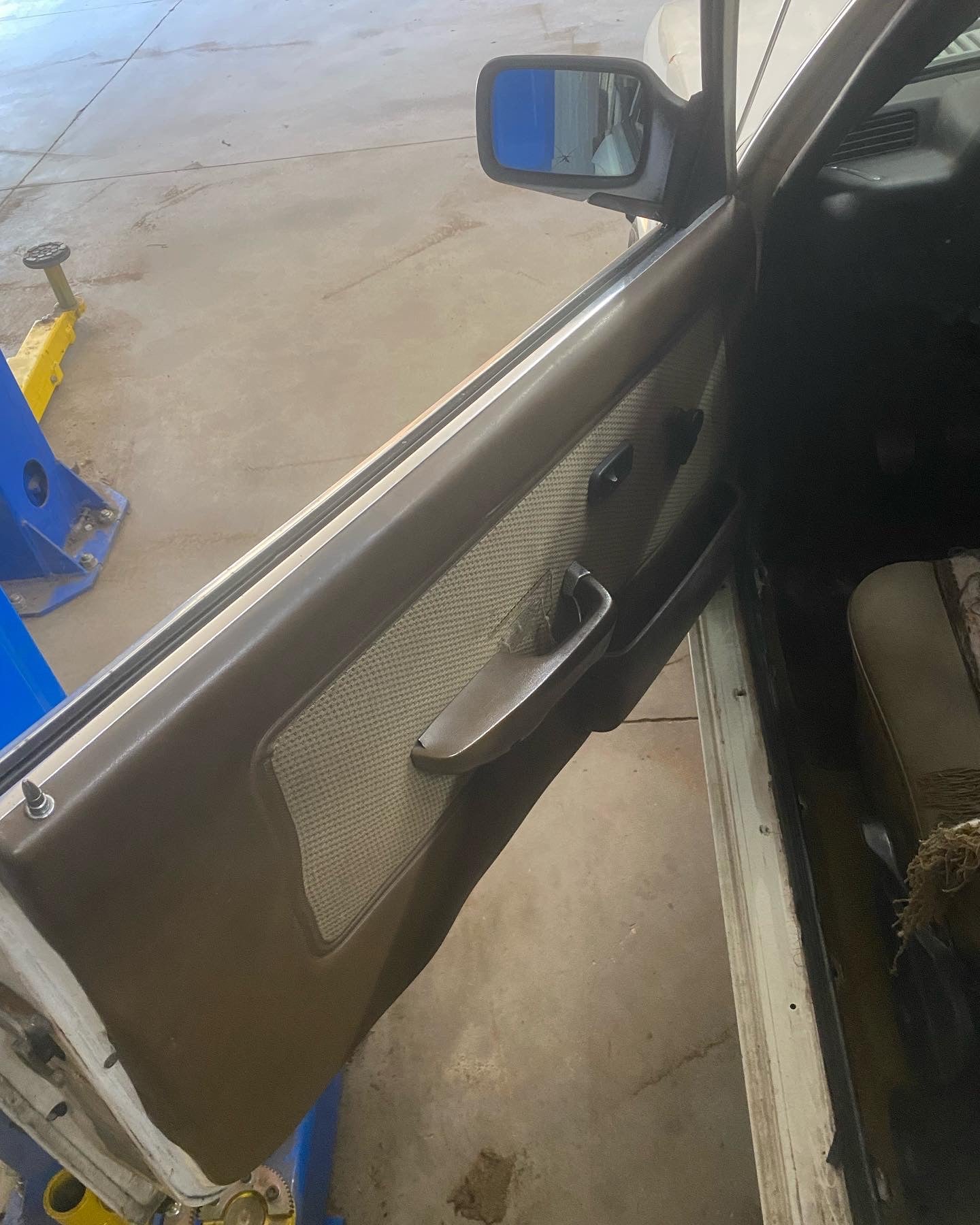 Set of e21 door cards