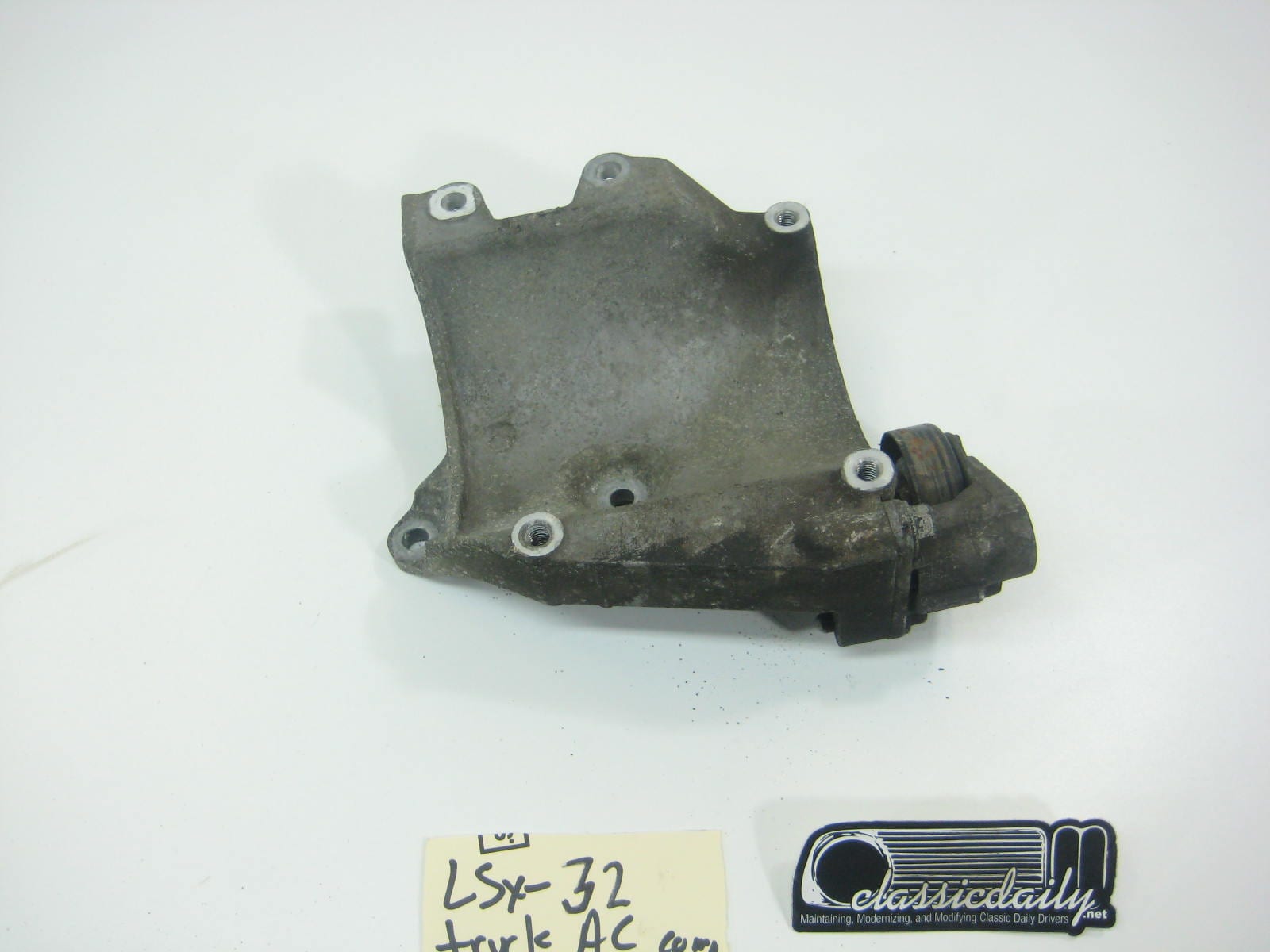 lm7 silverado truck ac comp bracket w tensioner