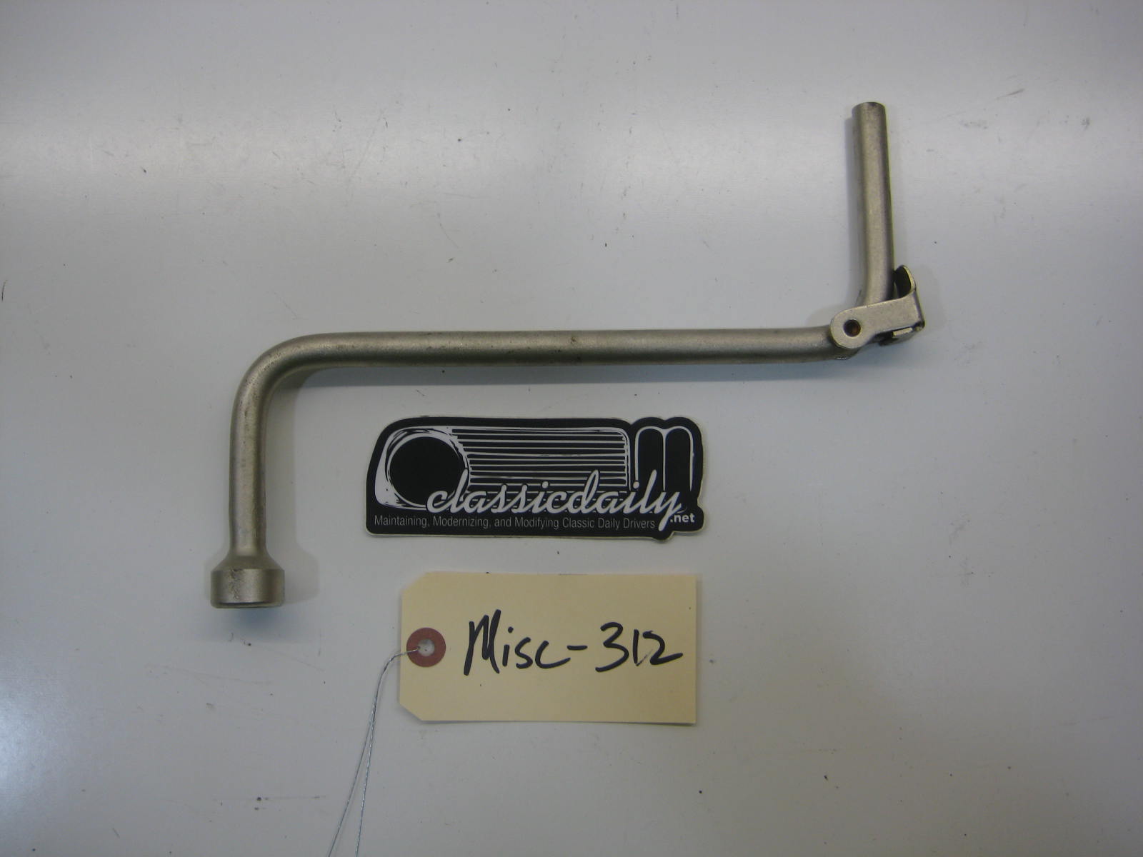 lug wrench