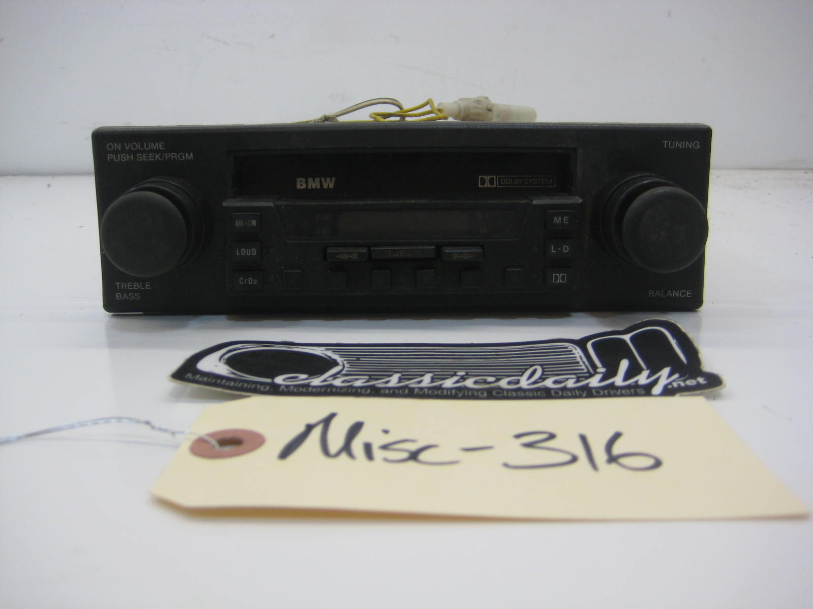 bmw e30 325 318 bmw tape deck stereo model no dai 9401d