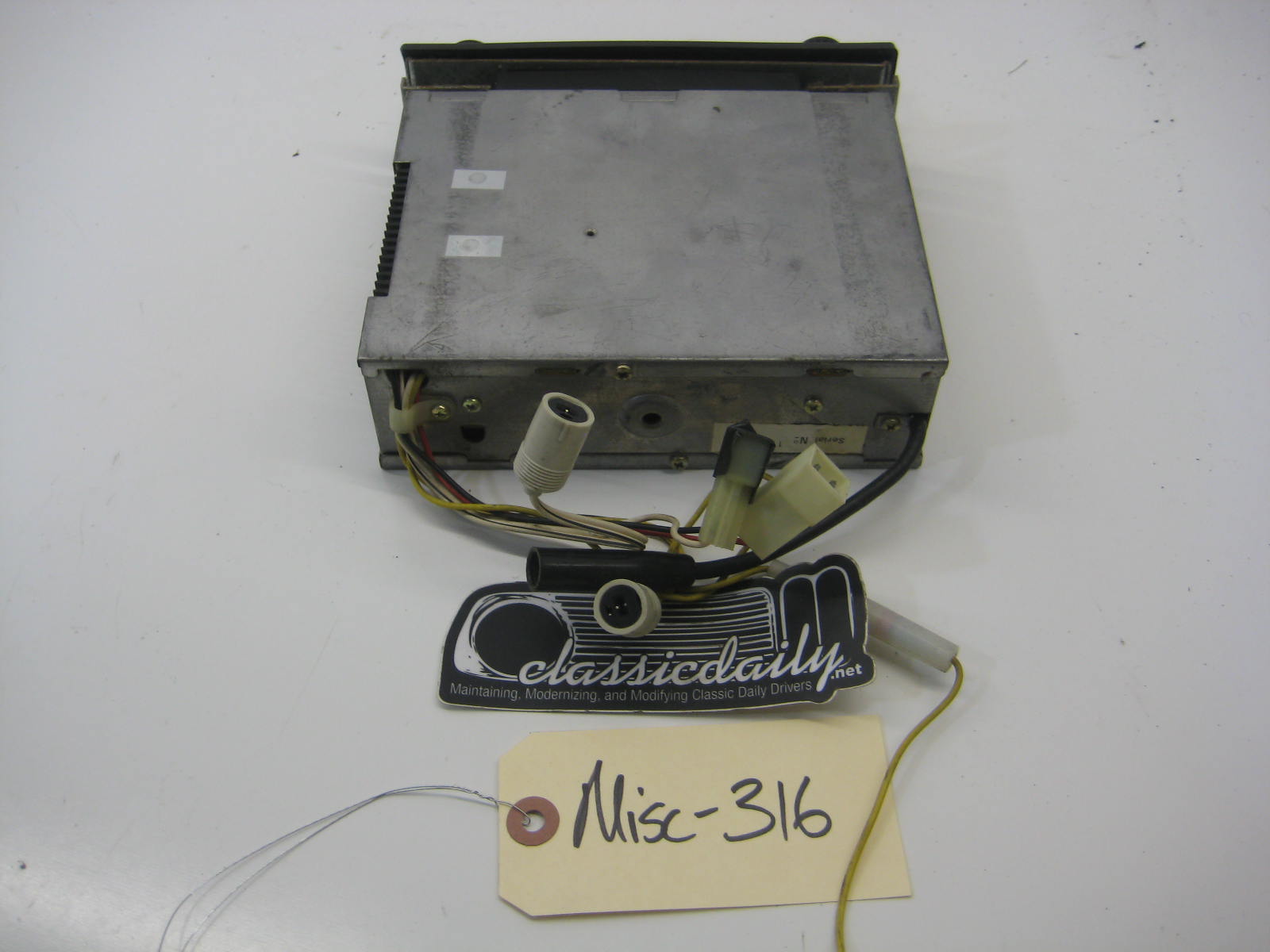 bmw e30 325 318 bmw tape deck stereo model no dai 9401d