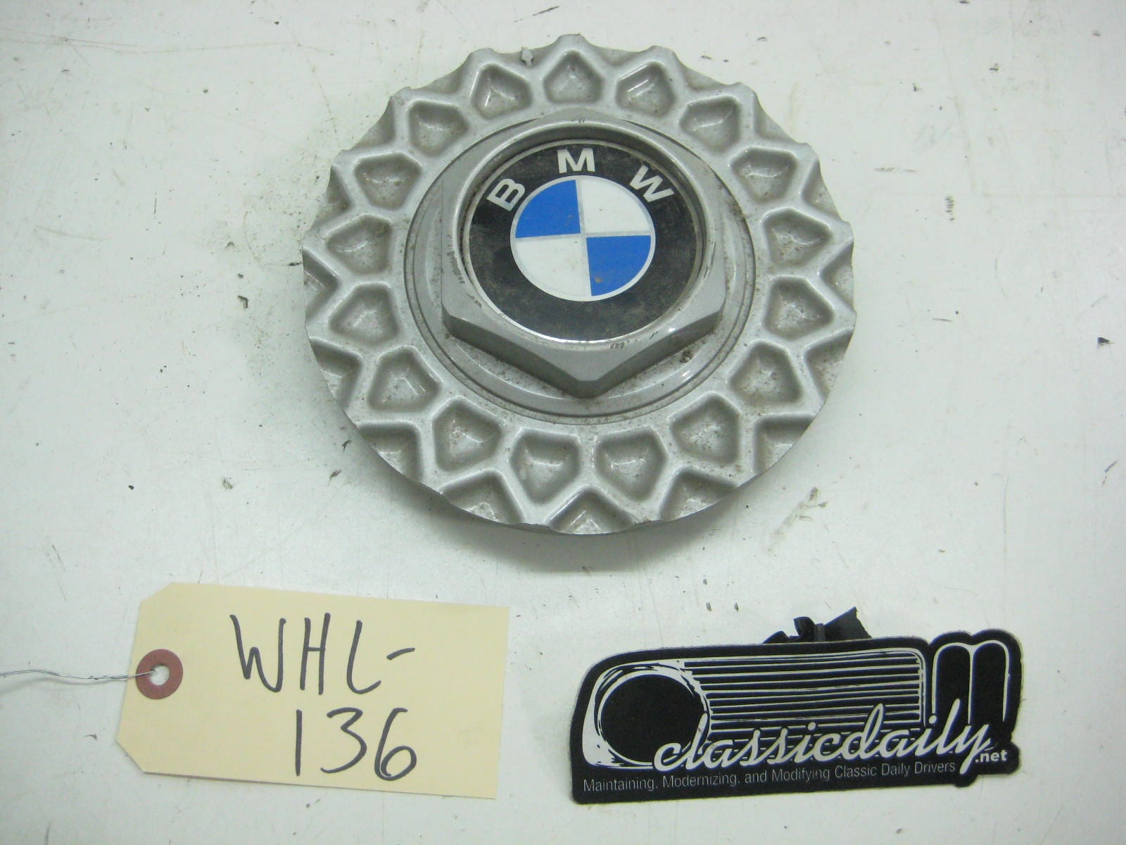 used parts wheel cap mesh clip in 4