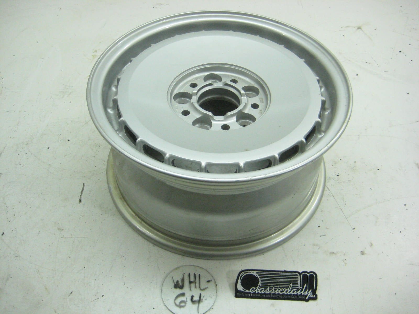 used parts e32 hpt 15 x 7 et20 5x120 no cap silver